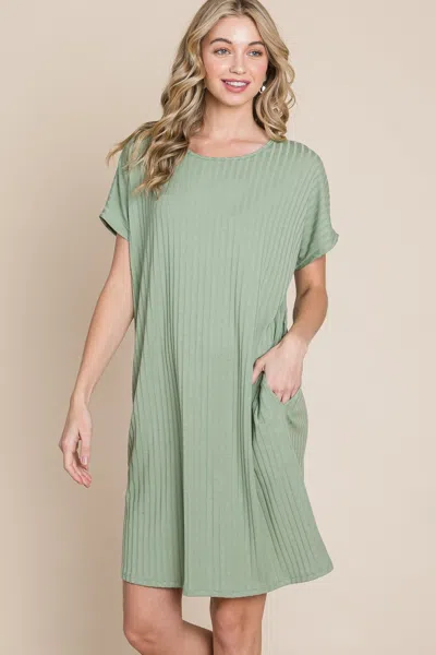 Truedames Ribbed Round Neck Short Sleeve Dress In Green
