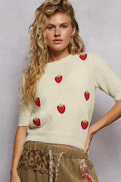 Truedames Round Neck Strawberry Patch Sweater With Shirring Shoulder In Neutral