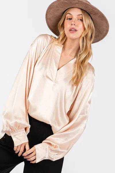Truedames Sage + Fig Notched Long Sleeve Blouse In Neutral