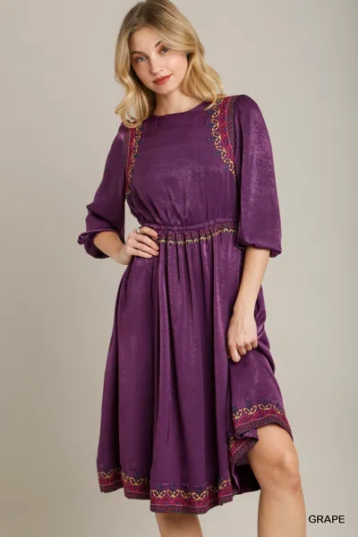 Truedames Satin Round Neck Embroidery Midi Dress In Purple
