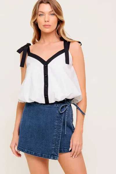 Truedames Scent Of Spring Woven Top In Multi