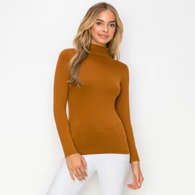 Truedames Seamless Mock Neck Long Sleeve Top In Brown
