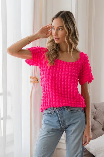 Truedames Sew In Love Bubble Textured Round Neck Short Sleeve T-shirt In Pink