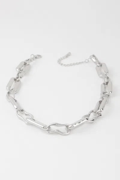 Truedames Shiny Hammered Chain Necklace In Metallic