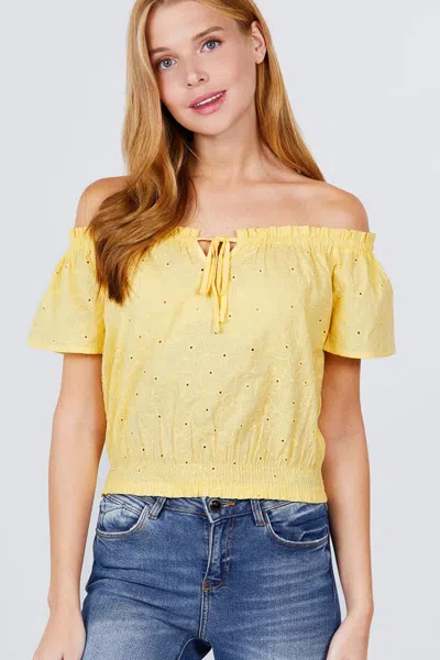 Truedames Short Sleeve Off The Shoulder Front Tie Detail Smocked Hem Eyelet Lace Woven Top In Multi