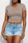 Truedames Short Sleeve Roundneck Crop Top In Gray