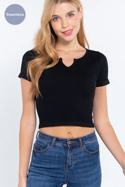 Truedames Short Slv Notched Rib Seamless Top In Black