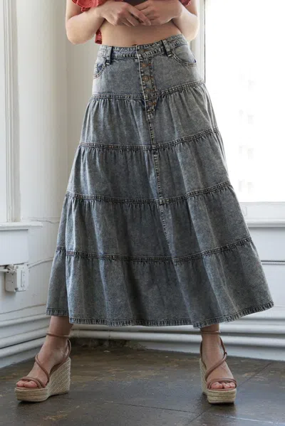 Truedames Simple Statement Denim Midi Skirt In Multi