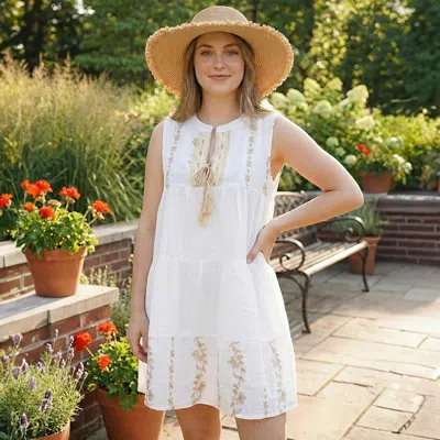 Truedames Sleeveless Boho Embroidered Dress In White