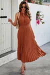 Truedames Sleeveless Dot Print Cross Fit Pleated Dress In Multi