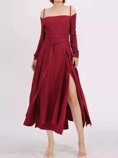 Truedames Slit Spaghetti Strap Long Sleeve Dress In Red