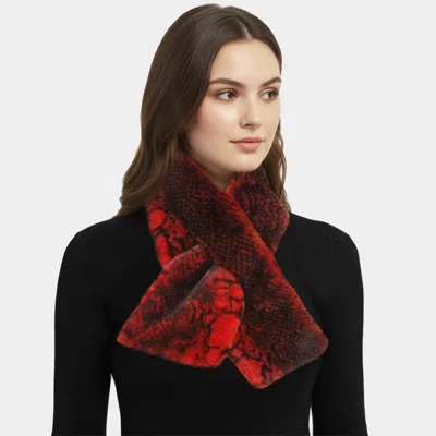 Truedames Snake Skin Patterned Faux Fur Pull Through Scarf In Red