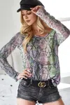 Truedames Snakeskin Print Low Gauge Hacci V Neck Top In Multi