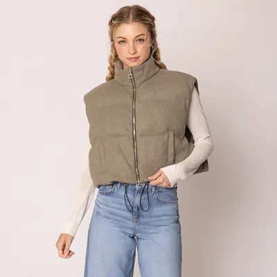 Truedames Solid Knit Padded Vest In Green