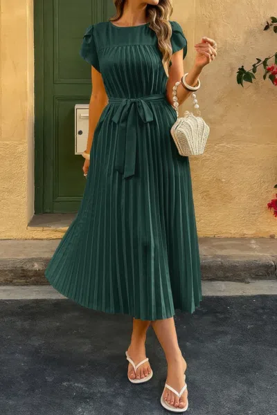 Truedames Solid Pleated Belt Short Puff Sleeves Fit Dress In Green