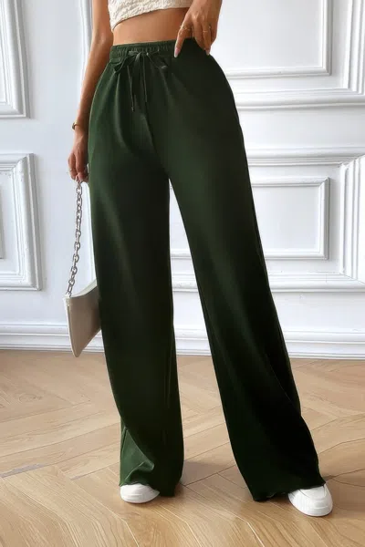 Truedames Solid Pockets Elastic Waist Loose Straight Pants In Green