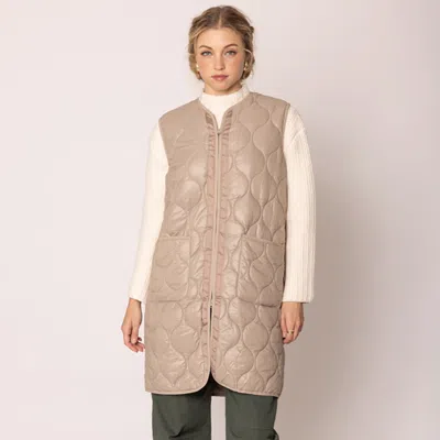 Truedames Solid Quilted Long Vest In Sand