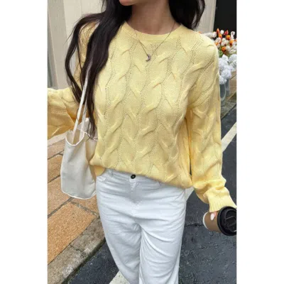 Truedames Solid Round Neck Knit Loose Sweater In Yellow