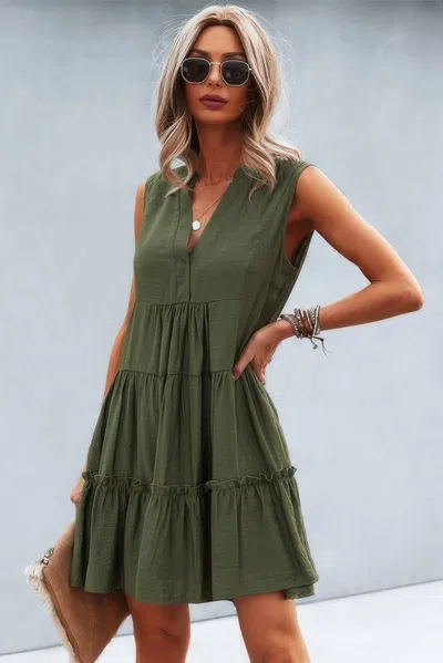 Truedames Solid V Neck Flat Collar Tiered Shift Dress In Green