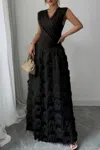 Truedames Solid V Neck Ruched Texture Splice Sleeveless Dress In Black