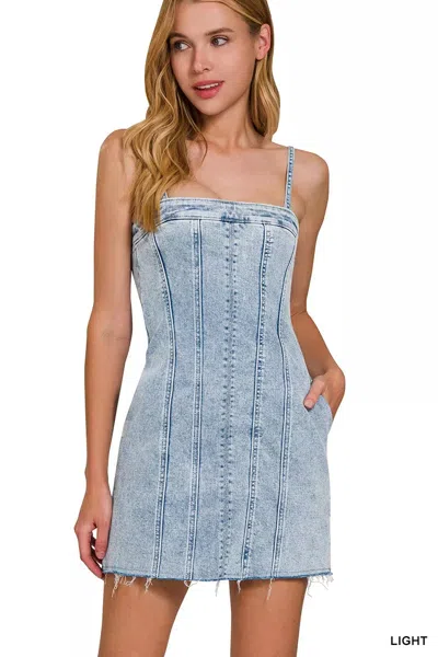 Truedames Spaghetti Strap Exposed Seam Light-wash Dress In Blue