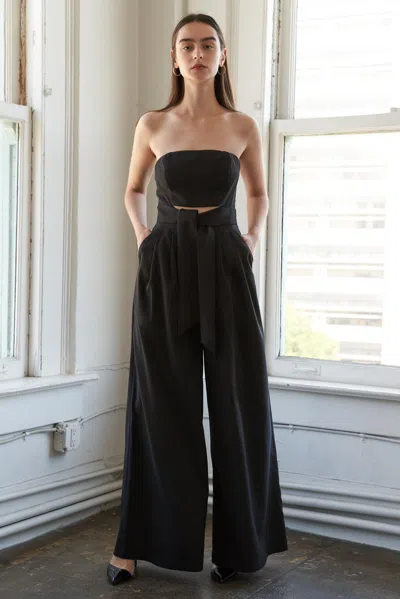 Truedames Springtime Serenade Woven Jumpsuit In Black