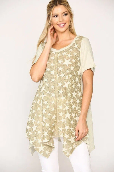 Truedames Star Textured Knit Mixed Tunic Top With Shark Bite Hem In Gold