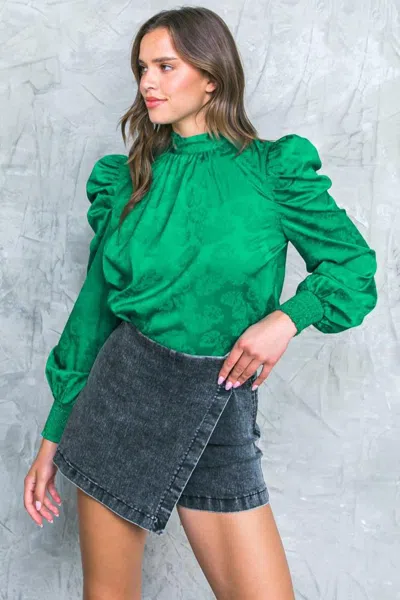 Truedames Stolen Glances Satin Top In Green