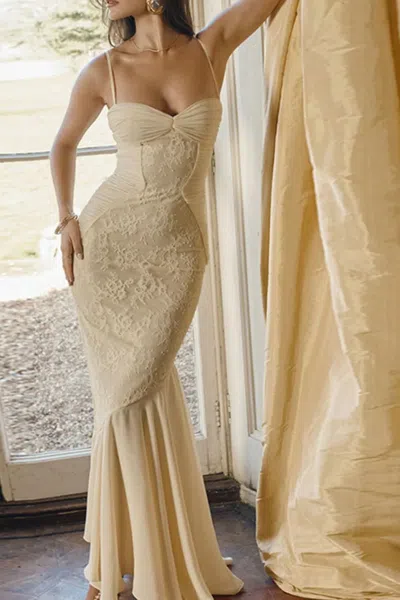 Truedames Sweetheart Neck Lace Maxi Dress In Neutral