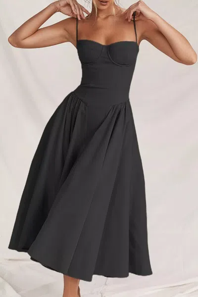 Truedames Sweetheart Neck Ruched Midi Dress In Black