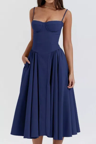 Truedames Sweetheart Neck Ruched Midi Dress In Blue