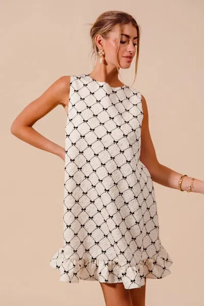 Truedames Texture Bow Printed Mini Ruffle Dress In White