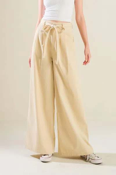 Truedames The Fame Woven Pants In Neutral