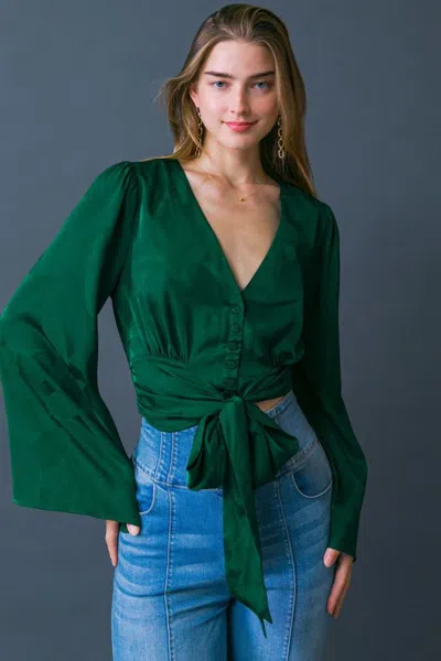 Truedames The Right Addition Woven Top In Green