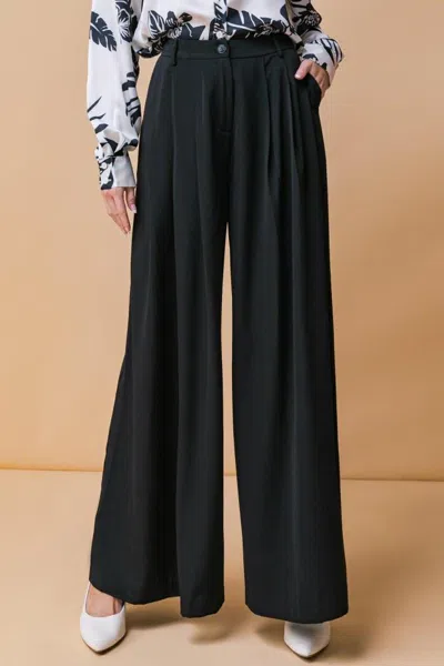 Truedames Throw It Back Woven Pants In Black