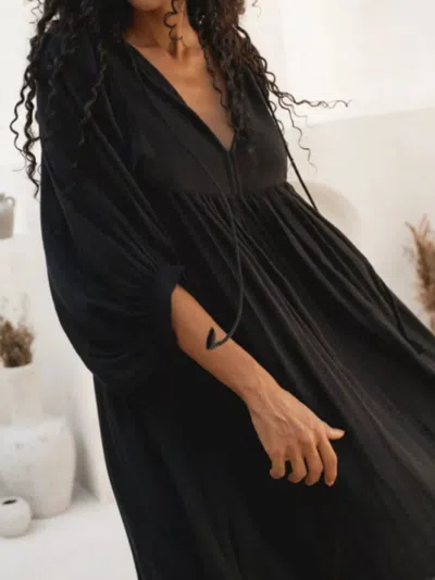 Truedames Tie Neck 3/4 Sleeve Midi Dress In Black