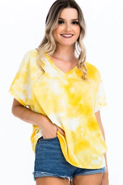 Truedames Tie-dye Top Featured In A V-neckline And Cuff Sort Sleeves In Yellow