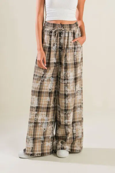 Truedames Timeless Charm Woven Pants In Sand