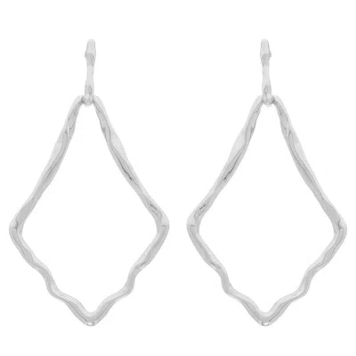 Truedames Twisted Deltoid Door Knocker Post Earrings In Metallic