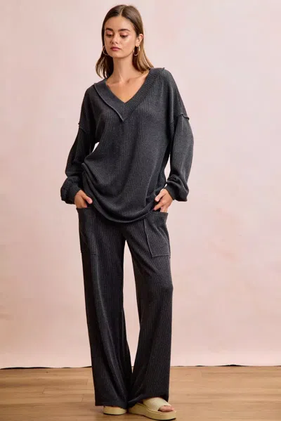 Truedames Two Tone Cord Rib Contrast Stitching V-neck Top And Pants Set In Black