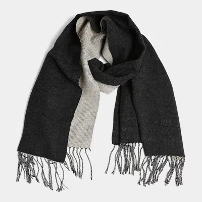 Truedames Two Tone Oblong Scarf In Black