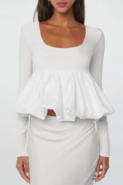 Truedames U Neck Long Sleeve Bubble Hem Top In White