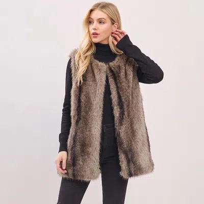 Truedames Urban Chic Faux Fur Open Front Hidden Fastening Loops Vest In Brown