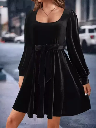 Truedames Velvet Long Sleeve A-line Dress In Black