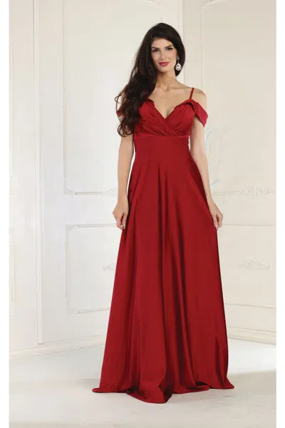 Truedames V-neck Cold Shoulder Ruched A-line Bridesmaid Gown In Red