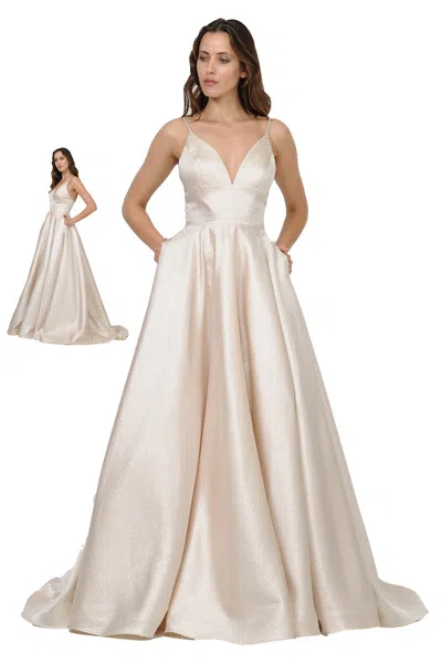 Truedames V-neck Spaghetti Straps Long Simple A-line Gown In White