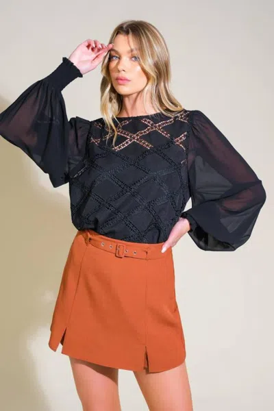 Truedames Weekend Wanderer Woven Top In Blue