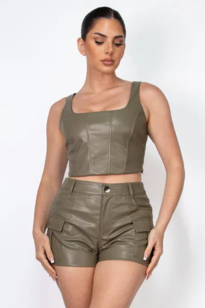 Truedames Women's Faux Leather Square Zippered Crop Top In Green