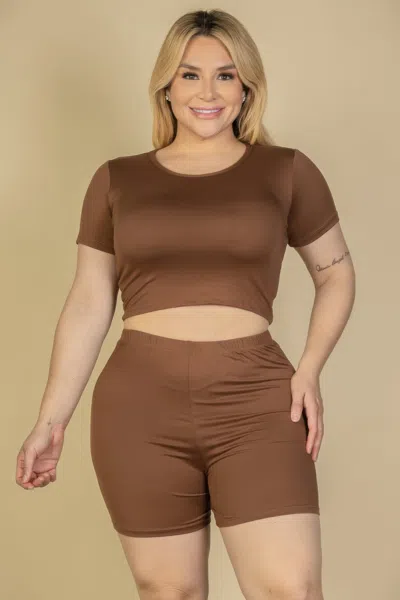 Truedames Women's Plus Size Short Sleeve Crop Top & Shorts Set In Brown
