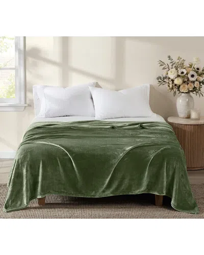 Truly Soft Velvet Plush Blanket In Green